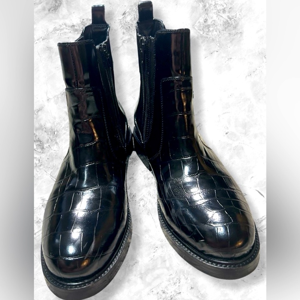 Jeffrey Campbell Chelsea Ankle Zipper Boot Size 9 - Picture 3 of 10